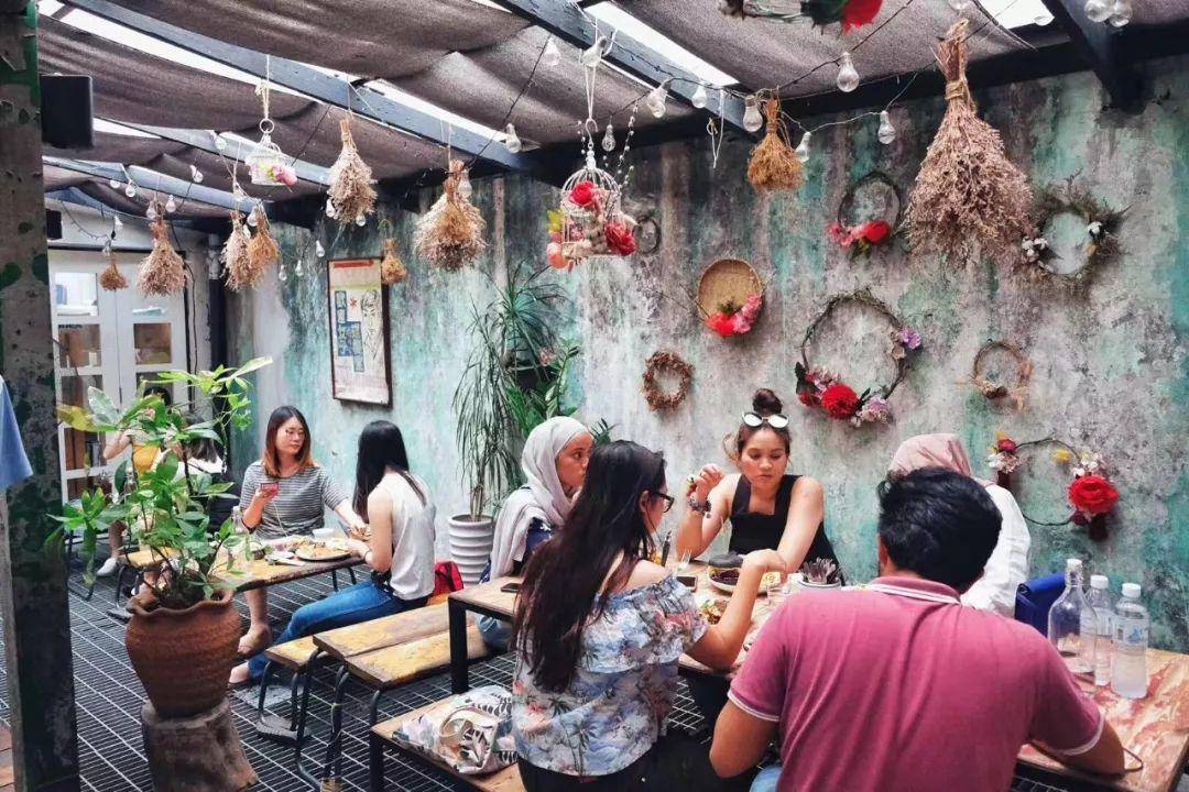 吉隆坡旅记 | 青楼咖啡馆，药铺餐室，请收下这份马来文艺清单