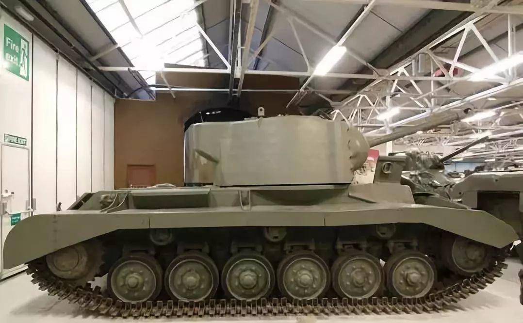 勇气号步兵坦克：英国陆军历史上最糟糕的作品