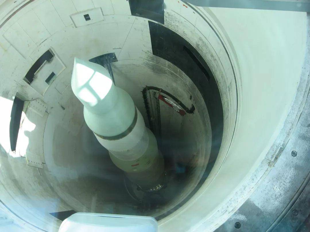 美国陆军开发新导弹，却要具备“反舰能力”，葫芦里卖的是什么药？