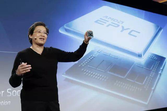 AMD Zen 2 架构全新来袭，Intel 只能在角落挤牙膏