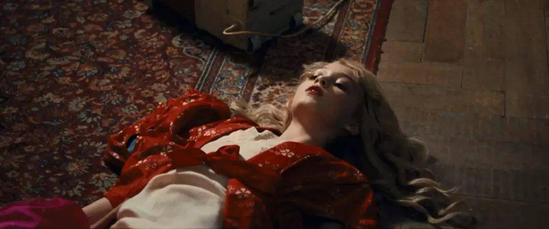 伊娃·爱洛尼斯科自传电影 —— 《她妈妈的小公主》