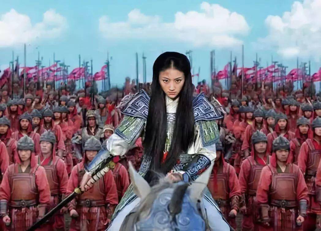 她才是中国历史上第一位女皇：黑夜给了我黑色的眼睛，我却用它寻找光明