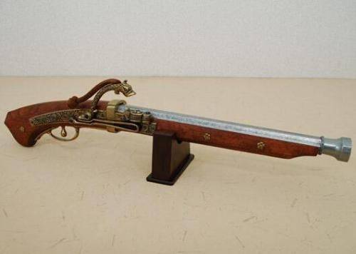 中国最早发明火药，为什么造不出机关枪？