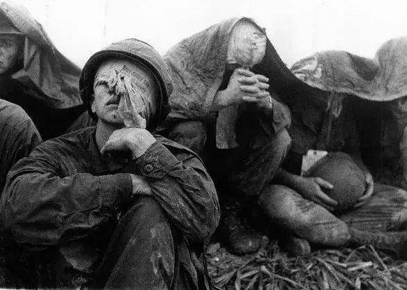 2万多人围攻6千美军，撤退的越军是如何“取胜”的？
