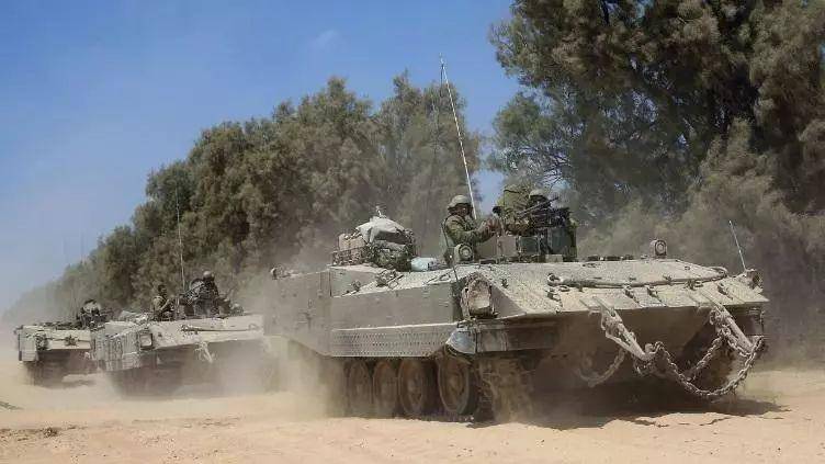 希伯来铁盒：以色列重步战是用“五对负重轮”造的？